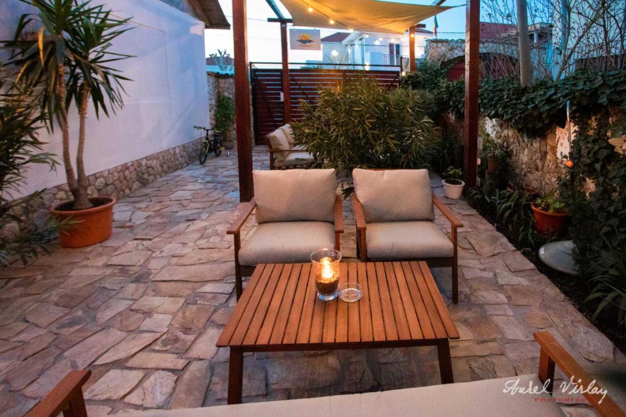 Hotel Casa De La Mare à Vama Veche Extérieur photo